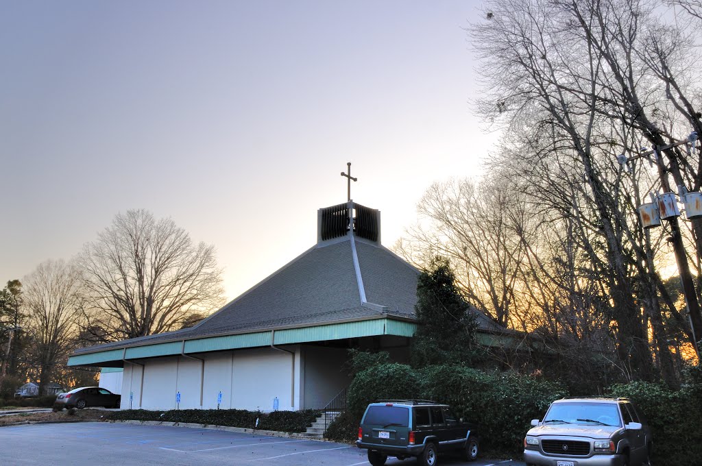 VIRGINIA: NEWPORT NEWS: St. Stephens Episcopal Church, 372 Hiden Boulevard rear aspect