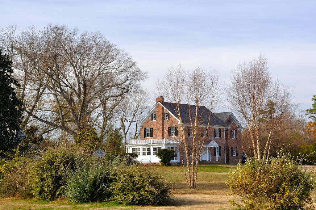 VIRGINIA: ISLE OF WIGHT COUNTY: RUSHMERE: private residence, 5316 Old Stage Highway (S.R. 10) as seen from the fire department