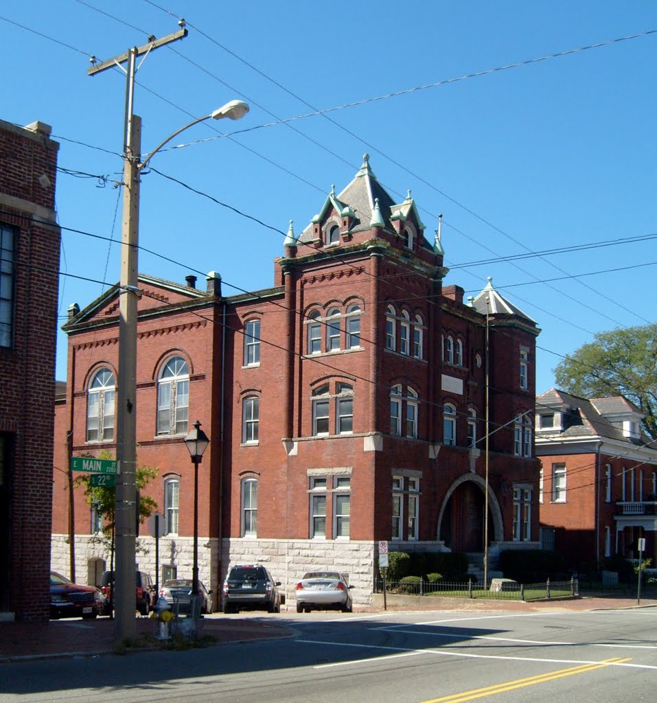 Old Henrico County Courthouse - Richmond VA. (circa 1896)