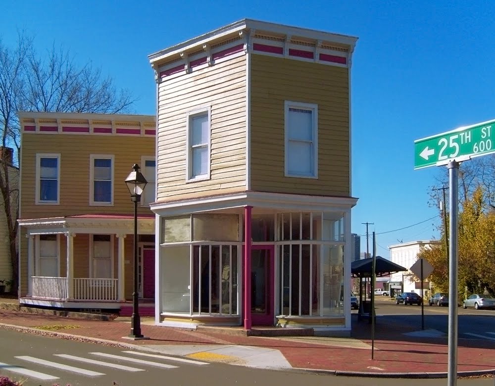 Empty Store Front, Richmond, VA.