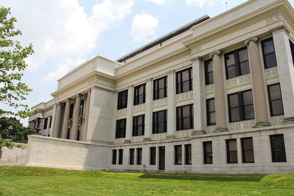 Municipal Building NW Front