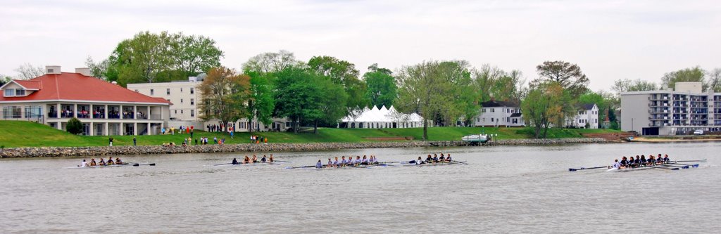 Crew race on the Rappahannock Virginia at Tappahannock