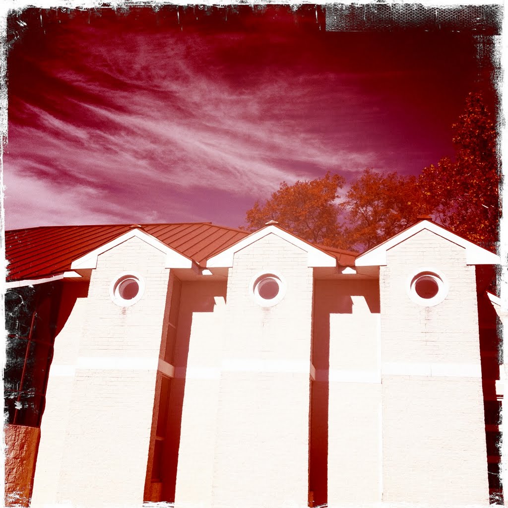 Woolfolk Center, St. Margarets School, Virginia