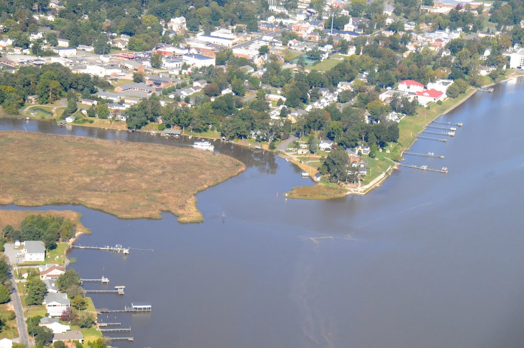 Hoskins Creek on the Rappahannock River at Tappahannock, Virginia