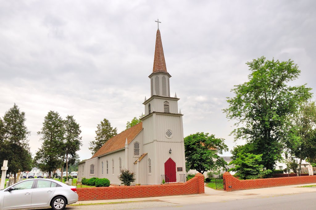 VIRGINIA: ESSEX COUNTY: TAPPAHANNOCK: St. Johns Episcopal Church, 216 Duke Street