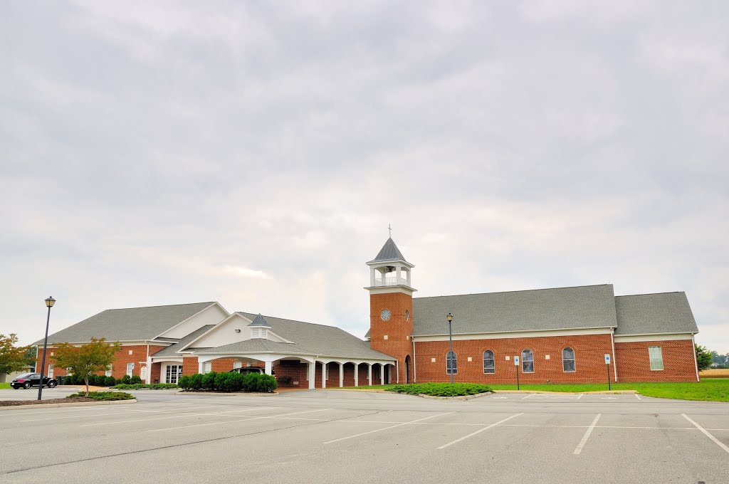 VIRGINIA: ESSEX COUNTY: TAPPAHANNOCK: Beale Memorial Baptist Church, 19622 Tidewater Trail (U.S. Route 17)