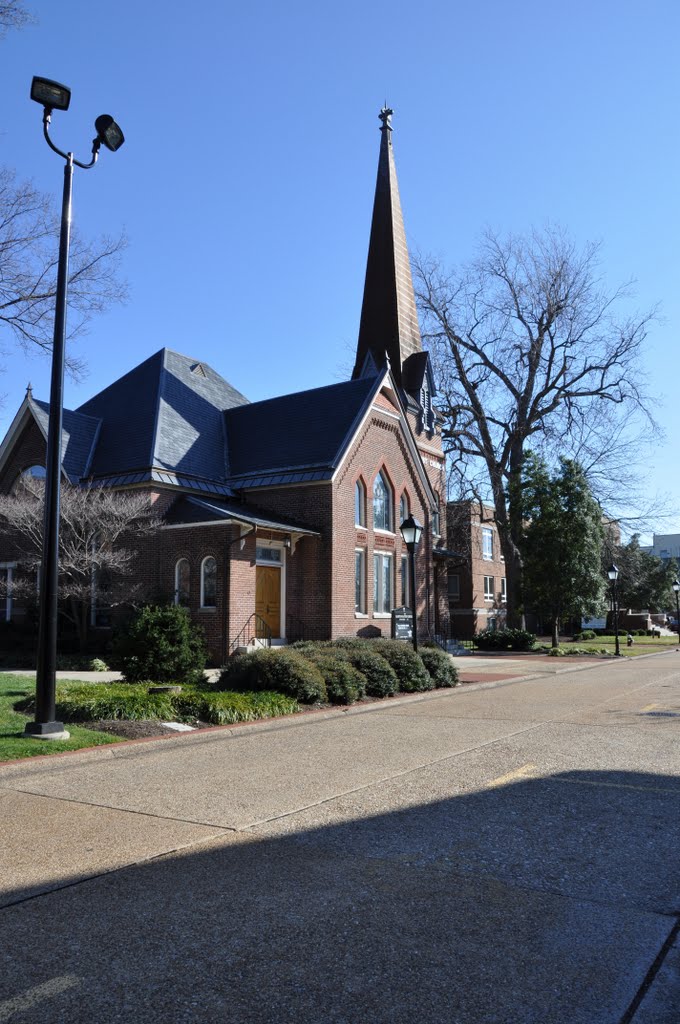VIRGINIA: HAMPTON: Hampton Baptist Church, 40 Kings Way