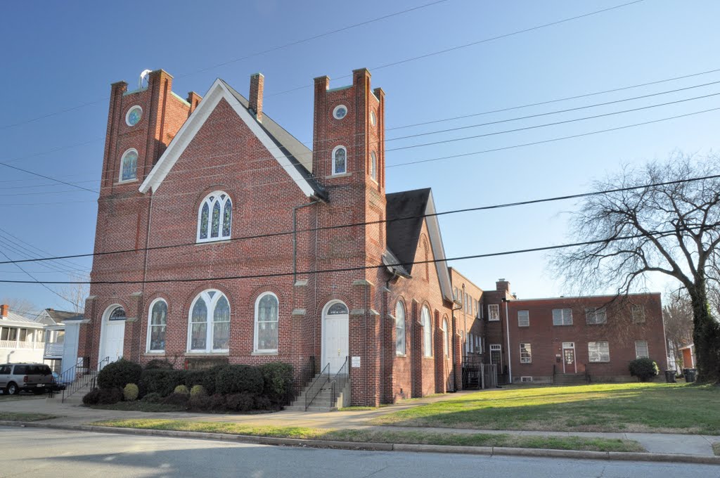 VIRGINIA: HAMPTON: Central United Methodist Church, 225 Chapel Street