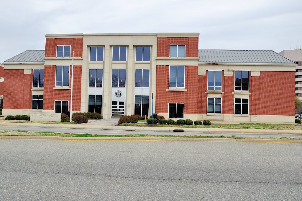 VIRGINIA: HAMPTON: Hampton Juvenile and Domestic Relations District Court