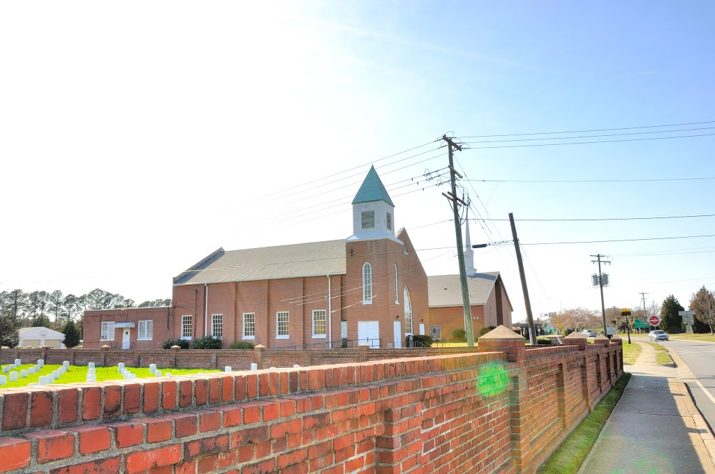 VIRGINIA: HAMPTON: PHOEBUS: Zion Baptist Church as seen from the entrance to Hampton National Cemetery, Phoebus Addition, West County Street