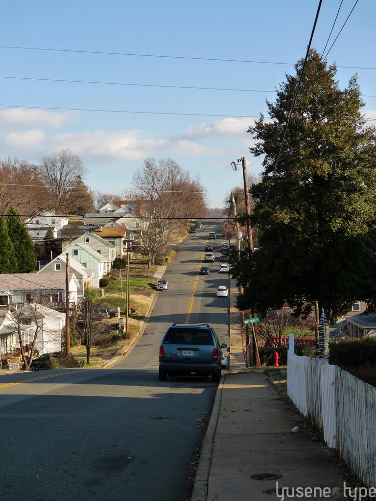 Elliott Ave