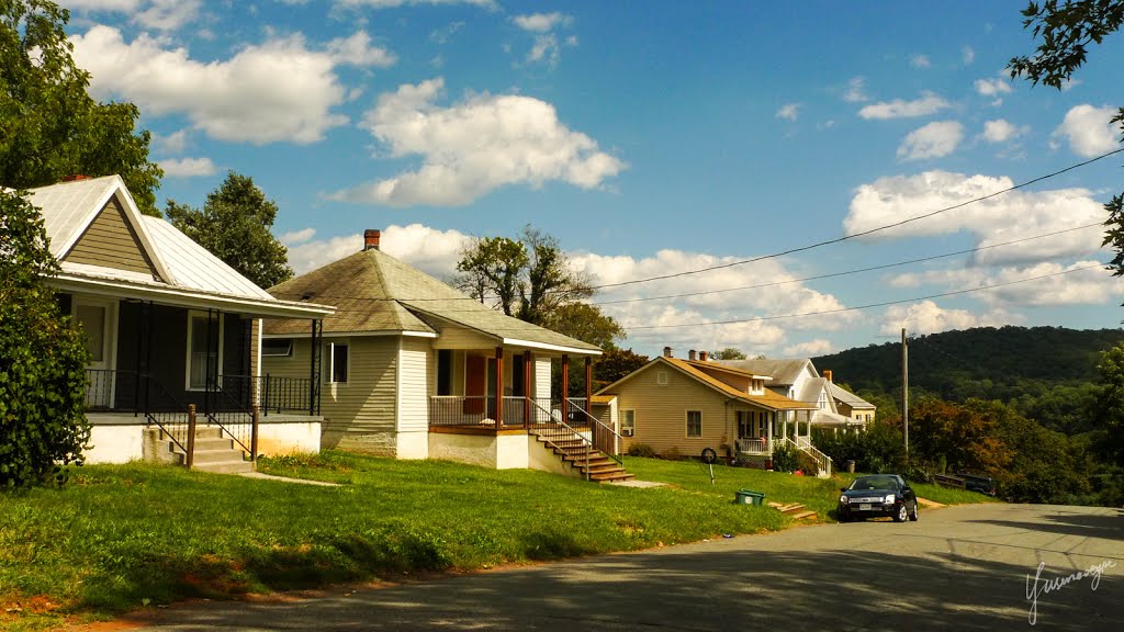 Residence near Monticello Ave