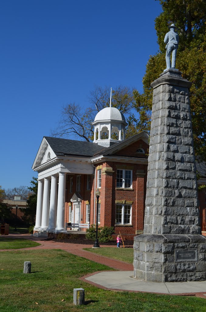 Chesterfield County Courthouse