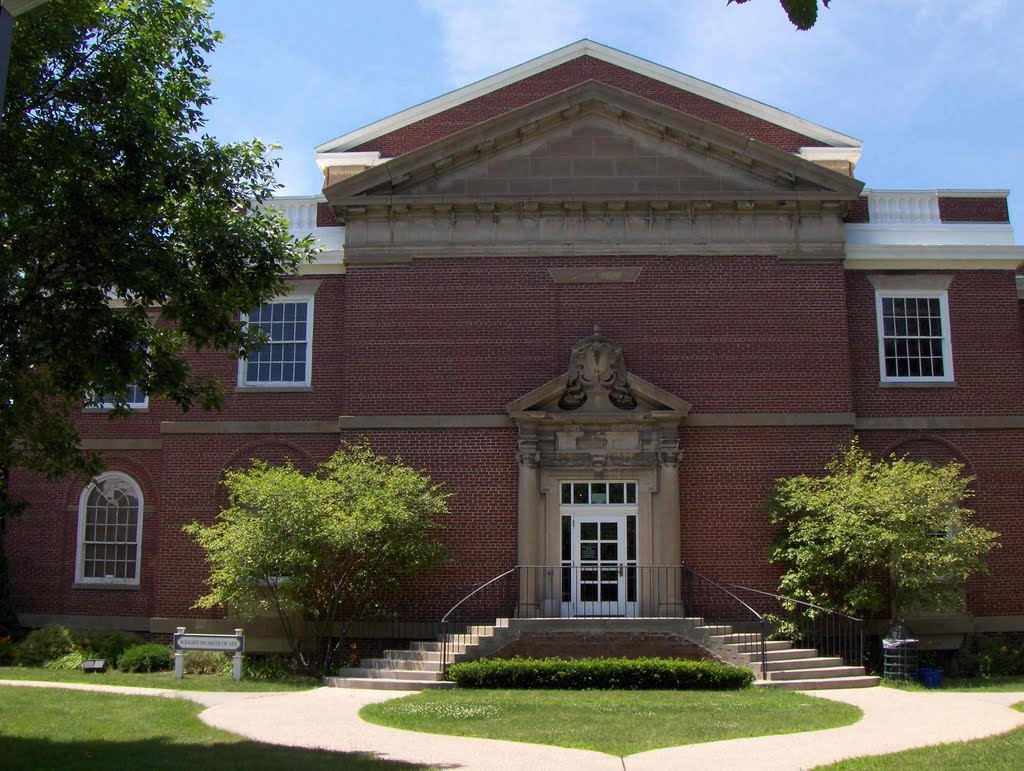 Beloit College Wright Museum of Fine Art, GLCT