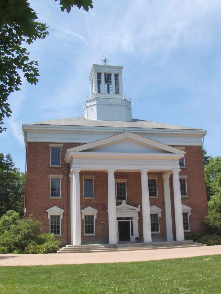 Beloit College Middle College, GLCT
