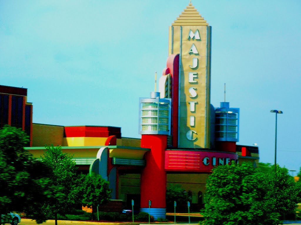 Marcus Majestic Cinema