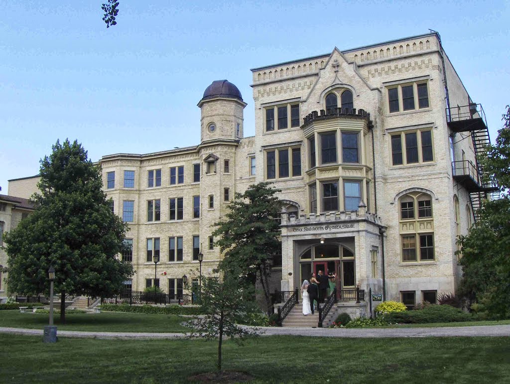 Kemper Center Simmons Auditorium & Conference Center, GLCT
