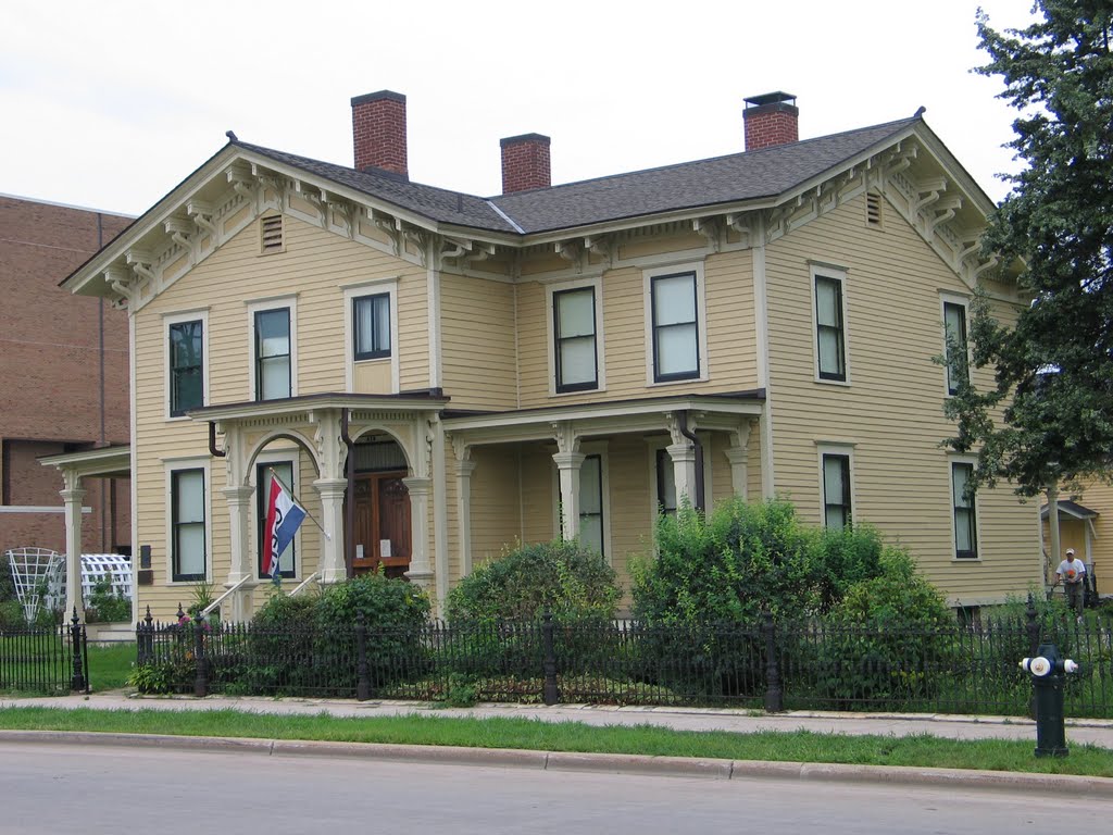 Hixon House