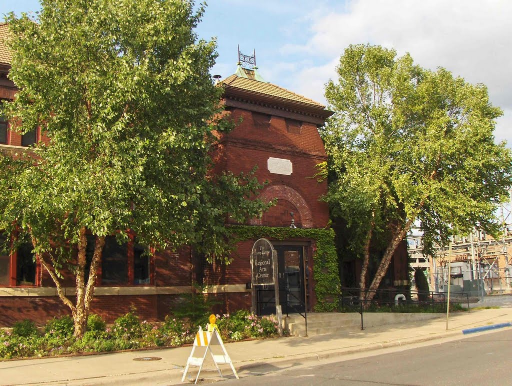 Pump House Regional Arts Center, GLCT