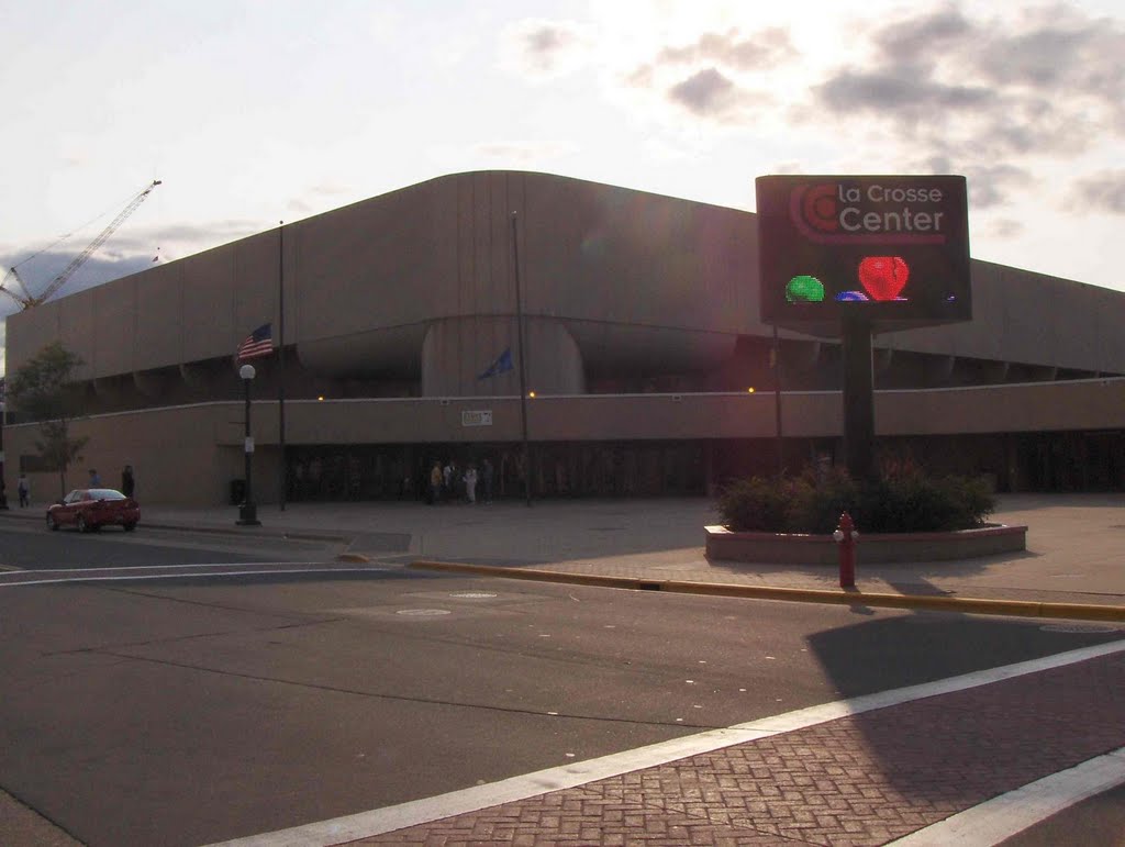La Crosse Center, GLCT