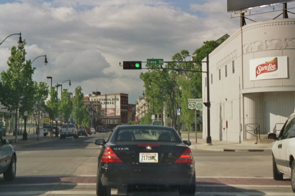 Wisconsin / La Crosse / Crossing to Cass Street