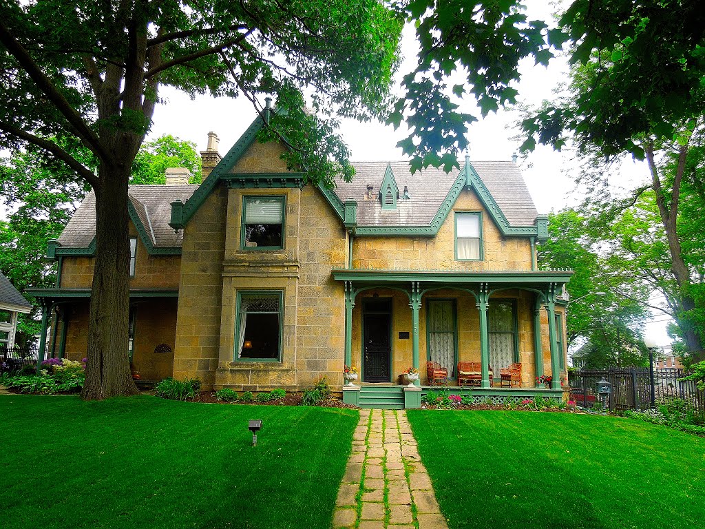 William T. Leitch House