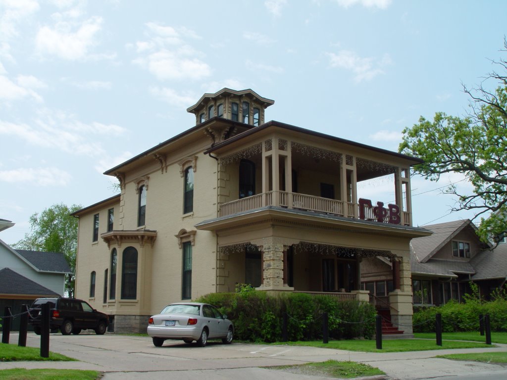 Gamma Phi Beta House