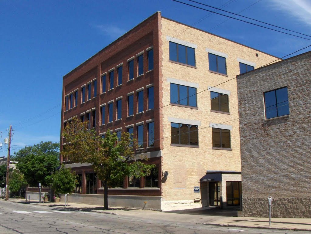 OshKosh BGosh Corporate Headquarters, GLCT