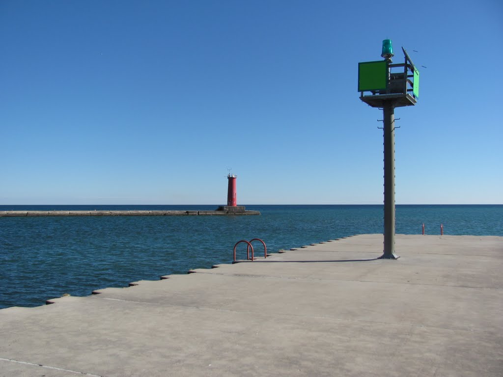 Sheboygans South Pier Light and North Pier Breakwater Lighthouse