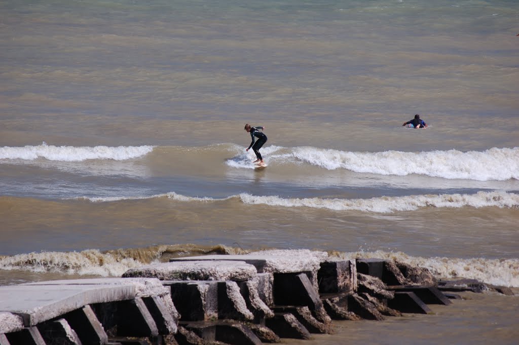 Freshwater surfing in Sheboygan Wisconsin