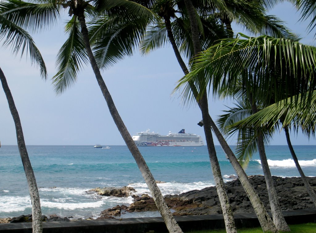 NCL Pride of America off of Kona, Hawaii