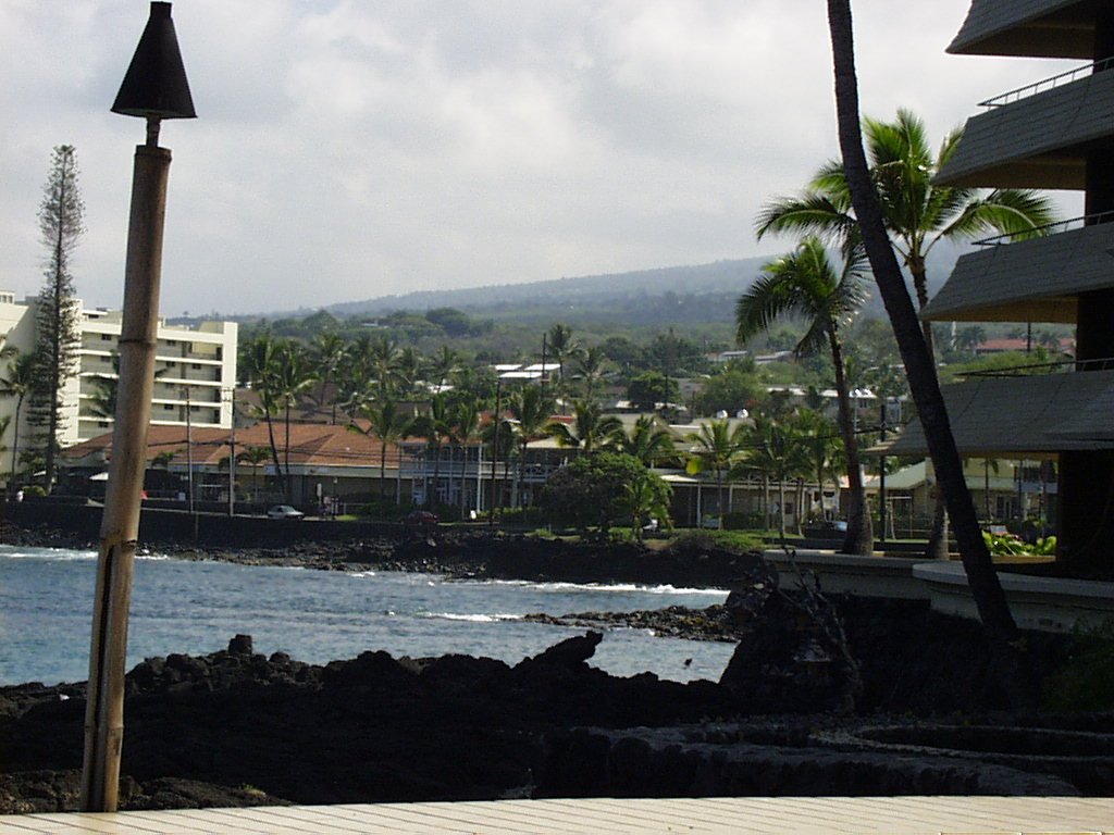 Kailua view towards the Hard Rock Cafe