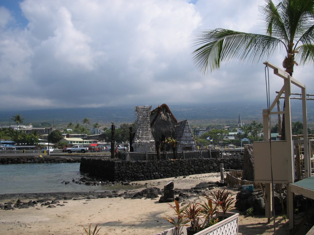 Ahuena Heiau at Kamakahonu Bay in Kailua-Kona