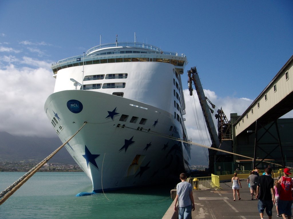 NCL Cruise Ship