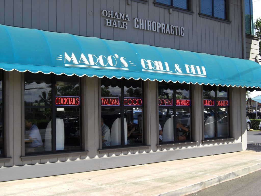 MARCOS  GRILL&DELI