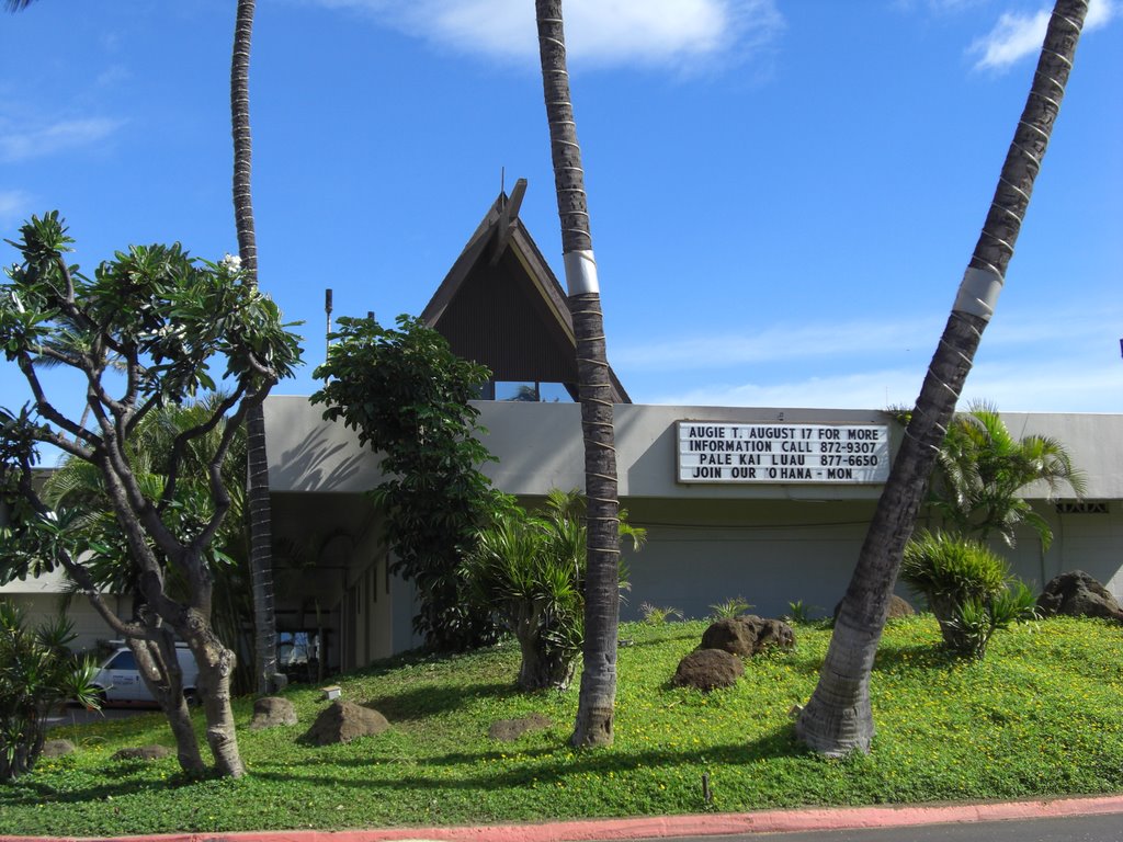 MAUI BEACH HOTEL