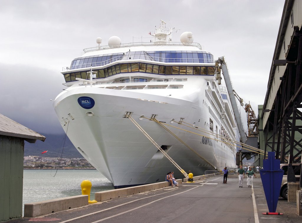 NCL Cruise Ship
