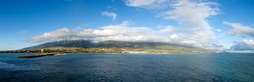 Kahului Harbor Entrance - Iao Valley - West Maui Mountains