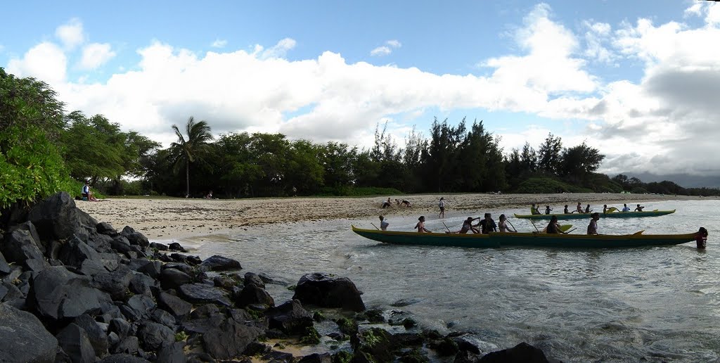 North Maui Canoe Practice