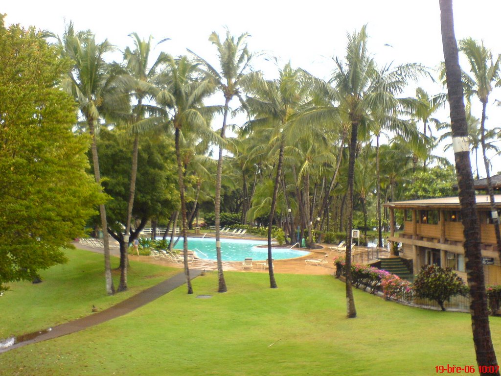 Aston Maui Lu