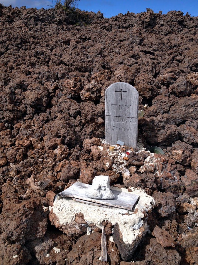 2012-04-29 a memorial to Tom Judge on Observatory Road on Mauna Loa. (somewhere I read that he was a motocross rider who had an axident on Mauna Loa)