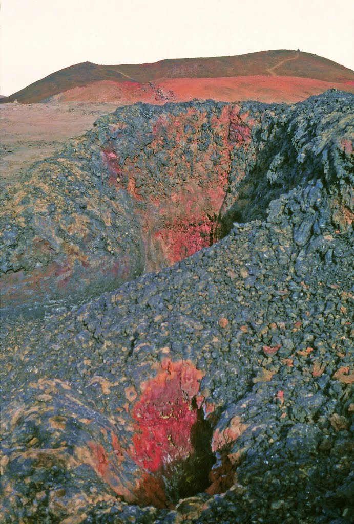 One of many open vents along the Mauna Loa Trail near Red Hill (in the background).