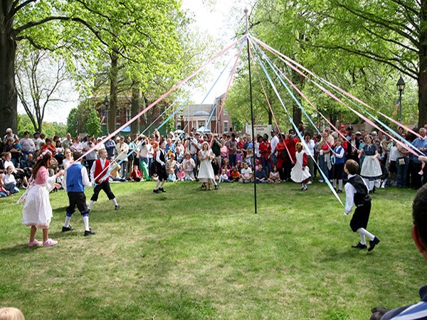 Old Dover Days Maypole Dancing