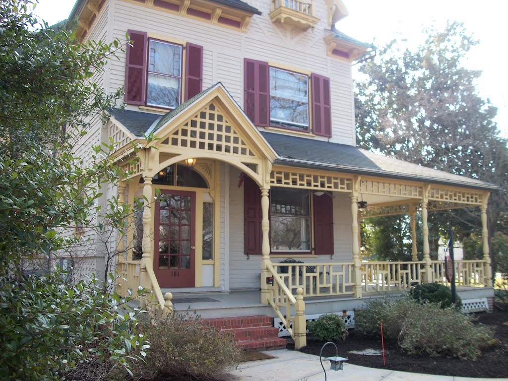 Hall House, Dover, DE