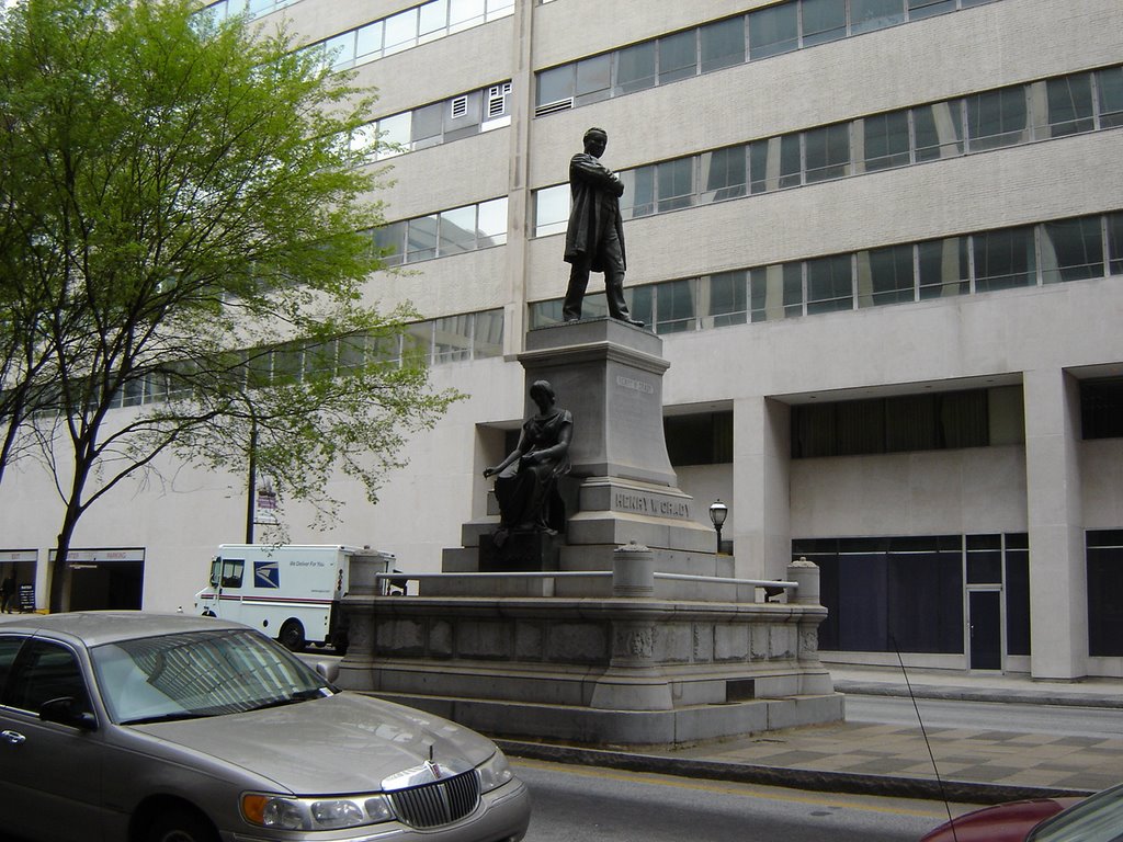 Henry W. Grady (1850-1889) Statue Atlanta GA