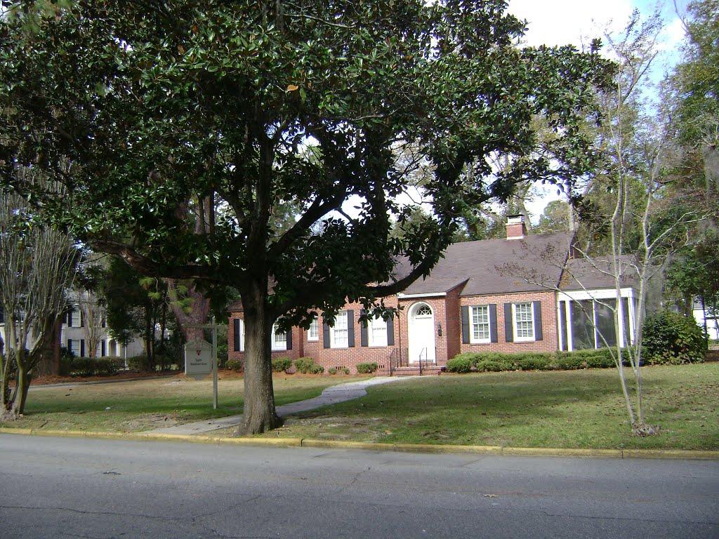 English Department Annex (SE corner), Valdosta State University