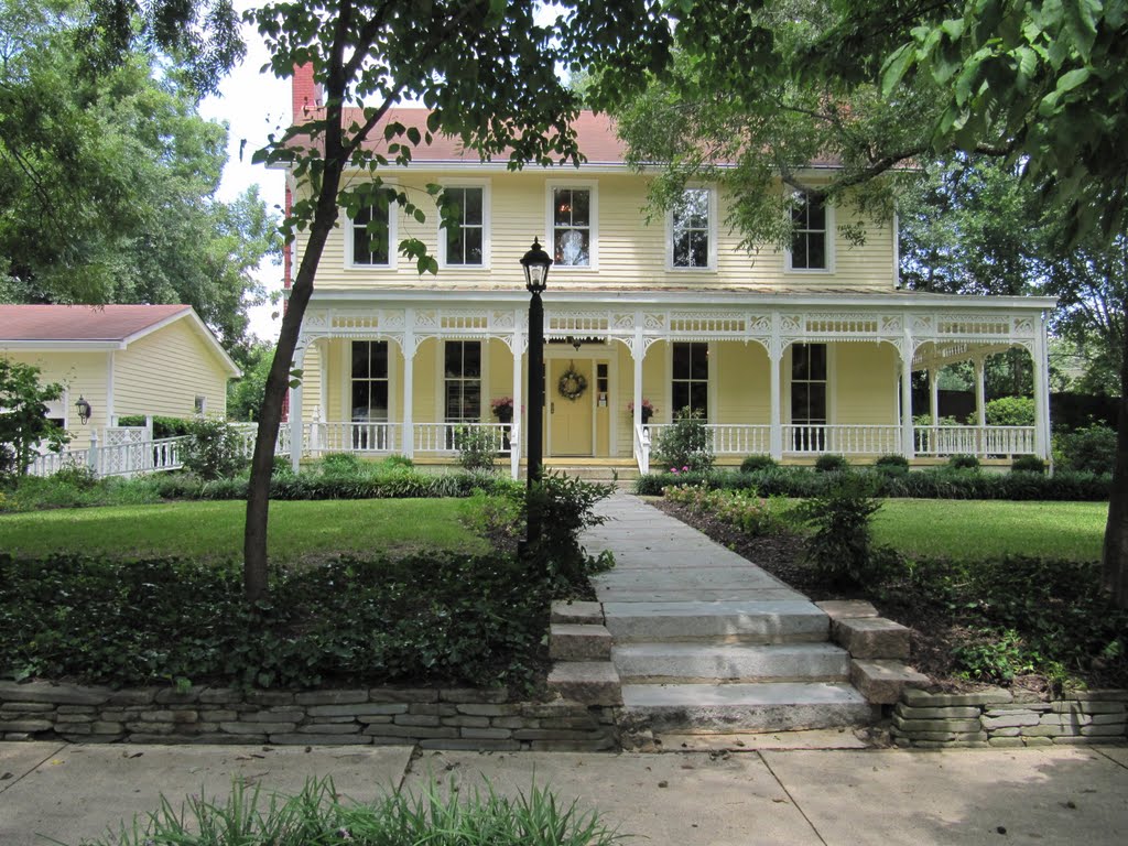 The Potted Geranium - Greensboro Tea House