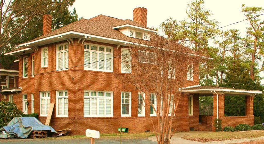 E.S. Street house 1913, owner of 1st Ford Auto dealership in Dublin Georgia