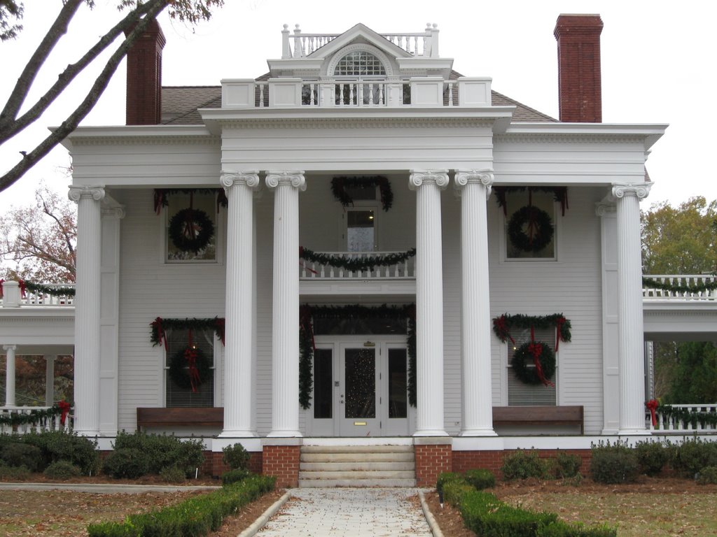 Christmas at The Garrett House in Dublin, GA