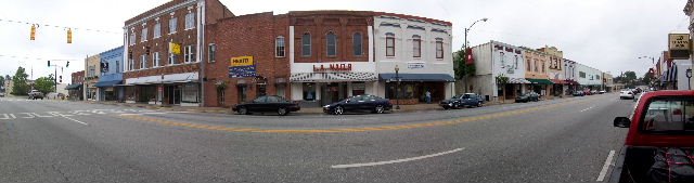 North Side of Broad Street  市中心开罗佐治亚